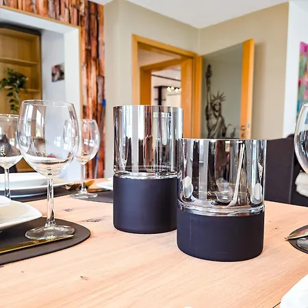 Star-apartment - Calm, Spacious & Garden, 120m2 Apartment Nussloch