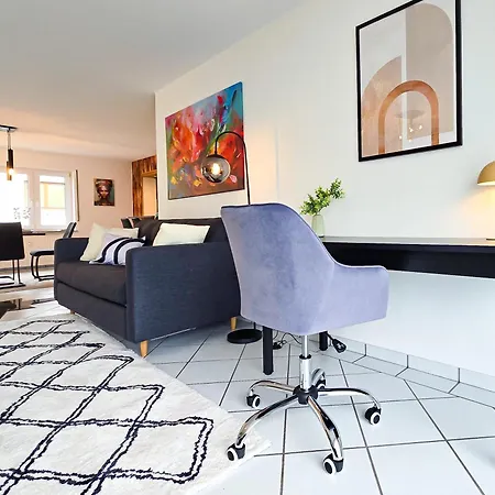 Star-apartment - Garden With Terrace, Calm, 120m2 Appartement