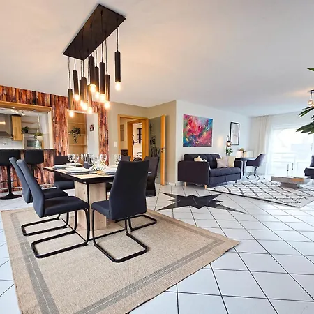 Star-apartment - Calm, Spacious & Garden, 120m2 Apartment