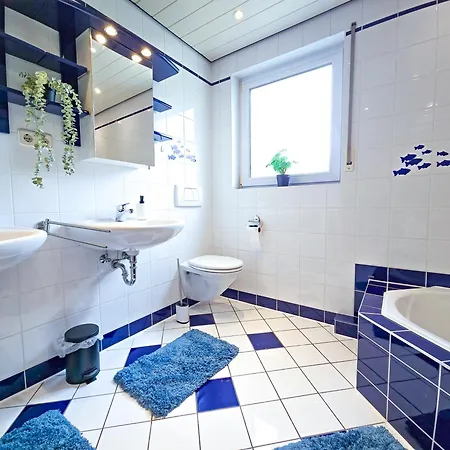 Star-apartment - Garden With Terrace, Calm, 120m2