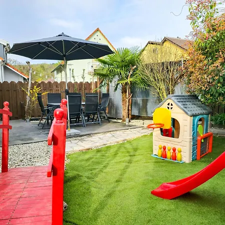 Star-apartment - Calm, Spacious & Garden, 120m2 Apartment